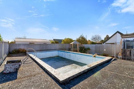 Photo of property in 21 Montague Street, Islington, Christchurch, 8042