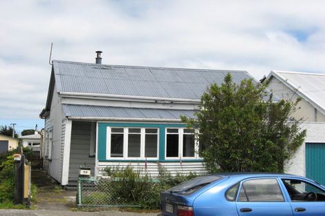 Photo of property in 94 Peel Street, Westport, 7825