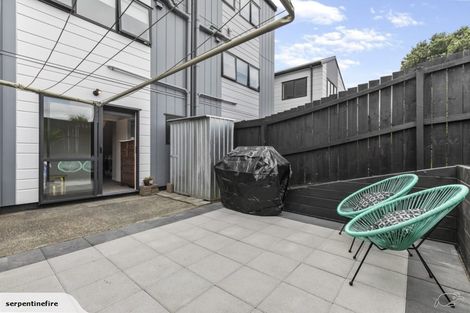 Photo of property in 26 Kevale Place, Manurewa, Auckland, 2102
