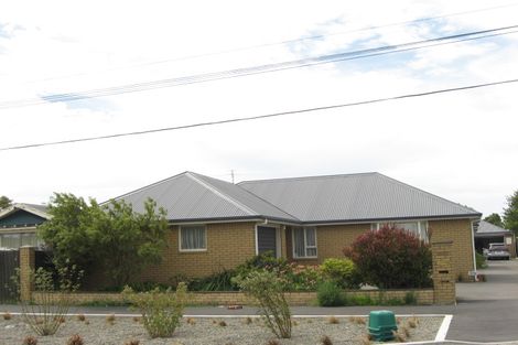 Photo of property in 17 Fairfield Avenue, Addington, Christchurch, 8024