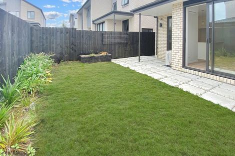 Photo of property in 6 Desalt Drive, Hobsonville, Auckland, 0616