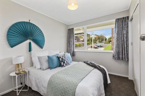 Photo of property in 16 Lord Street, Stokes Valley, Lower Hutt, 5019