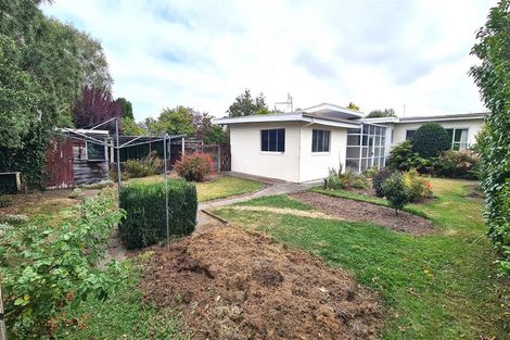 Photo of property in 14 Crofton Road, Harewood, Christchurch, 8051