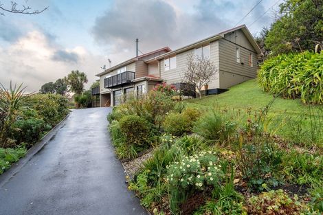 Photo of property in 8 Cove Street, Roseneath, Port Chalmers, 9023