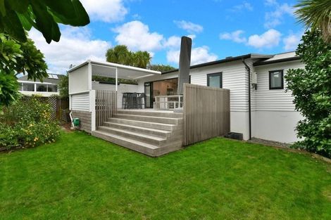 Photo of property in 49 Roseberry Avenue, Birkenhead, Auckland, 0626