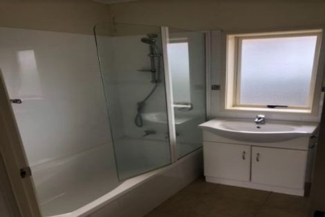 Photo of property in 1/37 Great South Road, Papakura, Takanini, 2110