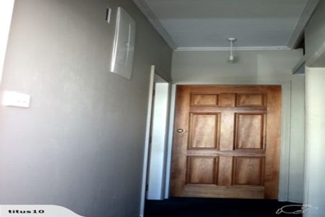 Photo of property in 4 Howard Street, Mount Cook, Wellington, 6021