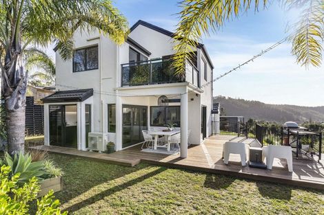 Photo of property in 107 Pacific View Drive, Whangamata, 3620