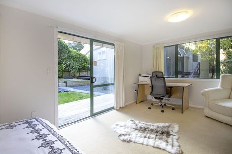 Photo of property in 21 Solander Place, Whitby, Porirua, 5024