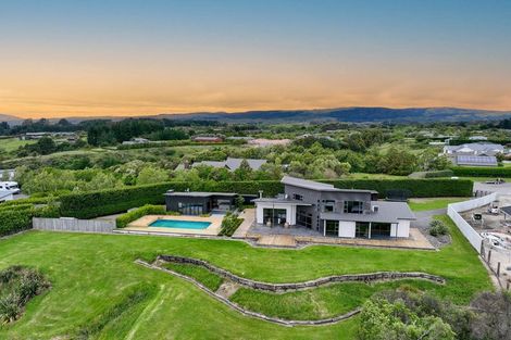 Photo of property in 27 Wake Place, Aokautere, Palmerston North, 4471