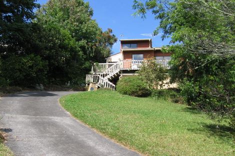 Photo of property in 10 Celina Place, Browns Bay, Auckland, 0630