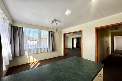 Photo of property in 25 Waihi Road, Hawera, 4610