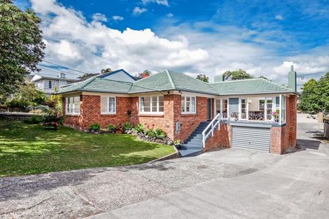 Photo of property in 12 Savoy Road, Glen Eden, Auckland, 0602