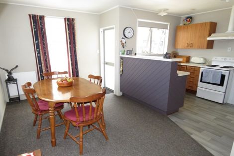 Photo of property in 54 Henley Street, Westport, 7825