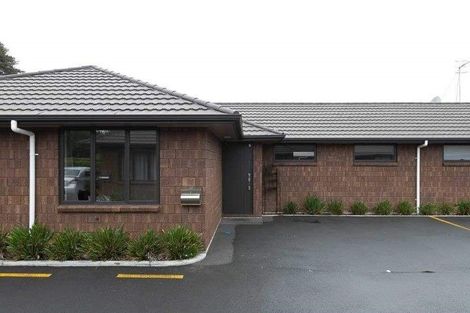 Photo of property in 10/108u Old Farm Road, Hamilton East, Hamilton, 3216