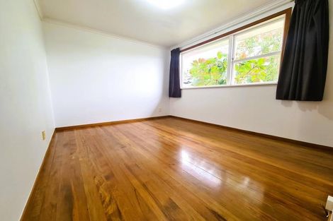 Photo of property in 20 Hartley Terrace, Massey, Auckland, 0614