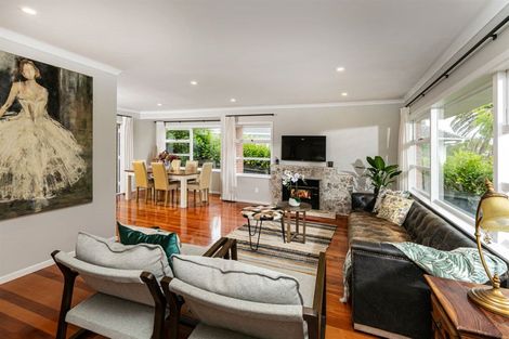 Photo of property in 27 Stanaway Street, Hillcrest, Auckland, 0627