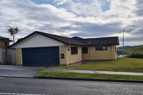 Photo of property in 2 Comber Place, Johnsonville, Wellington, 6037