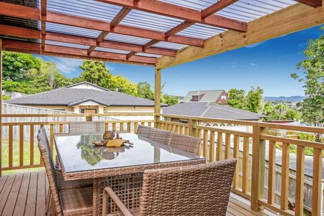 Photo of property in 12 Savoy Road, Glen Eden, Auckland, 0602