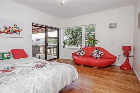 Photo of property in 12 Savoy Road, Glen Eden, Auckland, 0602