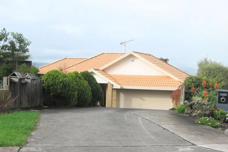 Photo of property in 2/12 Pat O'connor Place, Manurewa, Auckland, 2105