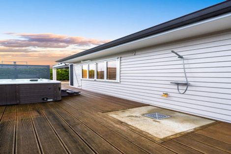 Photo of property in 5 Floyd Road, Riverhead, 0820