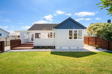 Photo of property in 9 Mersey Terrace, Roslyn, Palmerston North, 4414