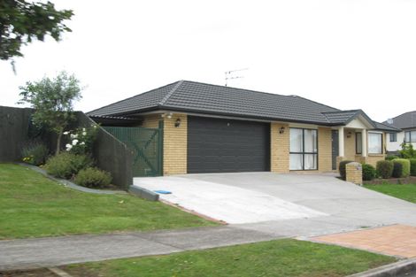 Photo of property in 8 Norwalk Crescent, Mangere, Auckland, 2022