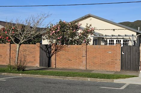 Photo of property in 58 Hautana Street, Woburn, Lower Hutt, 5010
