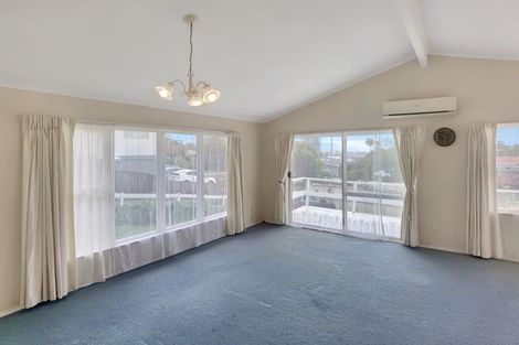 Photo of property in 46 Ayton Drive, Totara Vale, Auckland, 0629