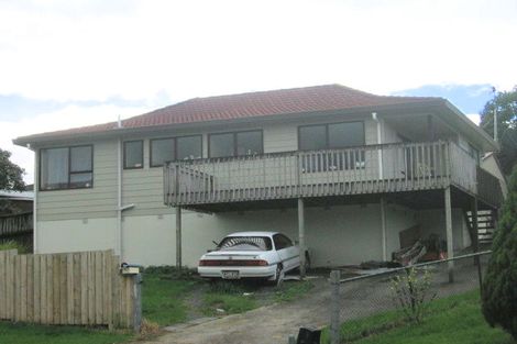 Photo of property in 12 Rehia Road, Massey, Auckland, 0614