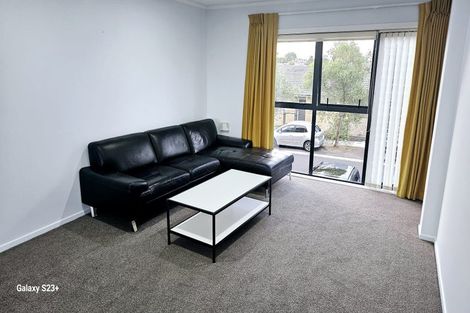 Photo of property in 12 Kevale Place, Manurewa, Auckland, 2102
