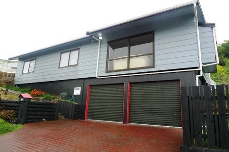 Photo of property in 31b Fitzpatrick Street, Newlands, Wellington, 6037