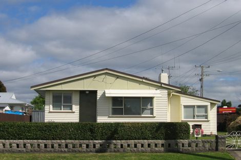 Photo of property in 12 Charles Street, Bellevue, Tauranga, 3110