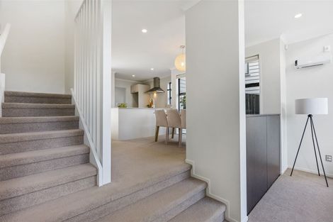 Photo of property in 6 Hirimate Place, Flat Bush, Auckland, 2019