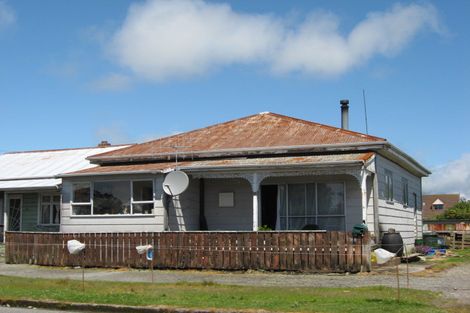 Photo of property in 32 Cobden Street, Westport, 7825