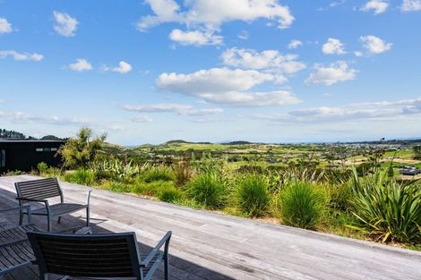 Photo of property in 121 Robert Hastie Drive, Mangawhai, 0573