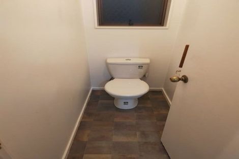 Photo of property in 4/60 Nikau Street, New Lynn, Auckland, 0600