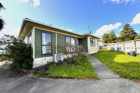 Photo of property in 20 Camphora Place, Ranui, Auckland, 0612