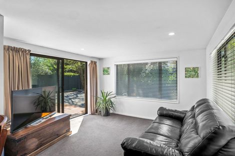 Photo of property in 100c Lake Terrace Road, Burwood, Christchurch, 8061