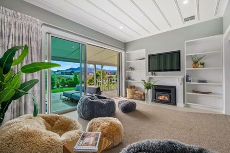 Photo of property in 2 Hidden Hills Drive, Wanaka, 9305