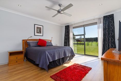 Photo of property in 6 Camellia Lane, Carterton, 5713