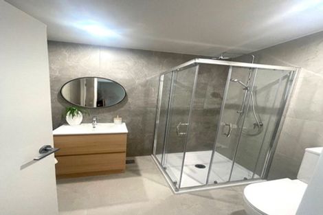 Photo of property in 33 Parkwood Avenue, Westgate, Auckland, 0614