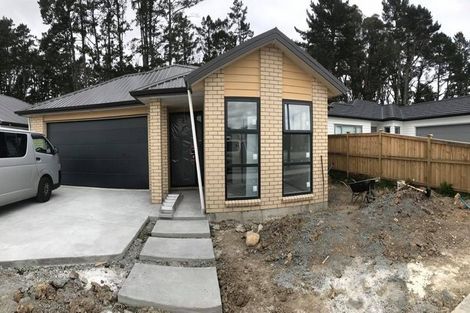 Photo of property in 26 Konoba Avenue, Kumeu, 0810