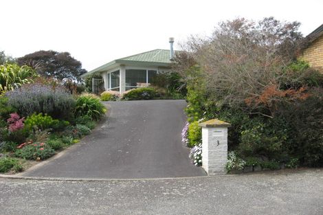 Photo of property in 3 Lake View Court, Paraparaumu, 5032
