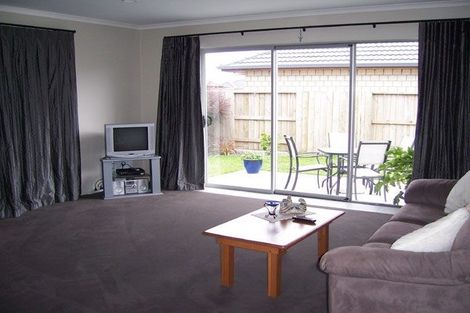 Photo of property in 4 Sophies Way, Papamoa Beach, Papamoa, 3118