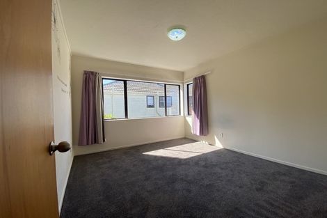 Photo of property in 21f4 Rotoiti Street, Johnsonville, Wellington, 6037