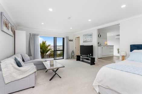 Photo of property in 49 The Ritz, Orewa, 0931