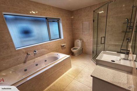 Photo of property in 3 Calcite Avenue, Flat Bush, Auckland, 2019