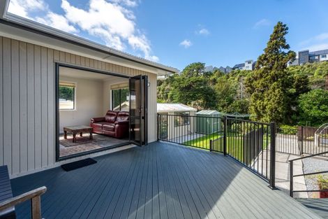 Photo of property in 23 Willowbank Road, Tawa, Wellington, 5028